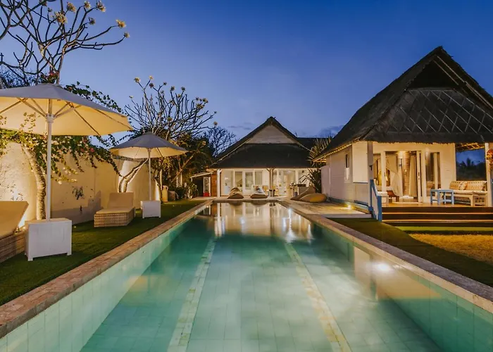 Villa Waru