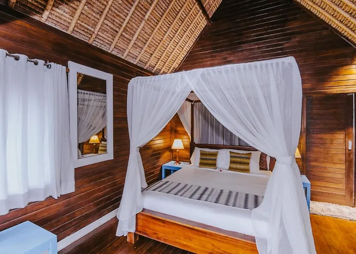 Villa Waru