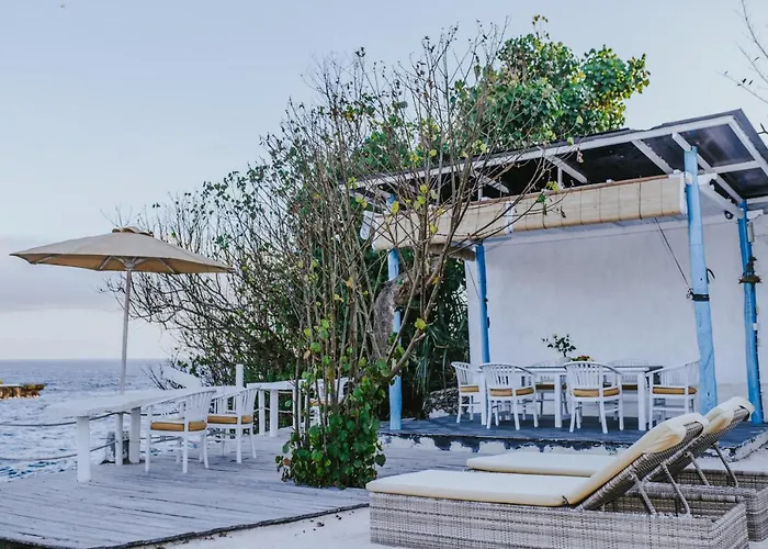 Waru Villa
