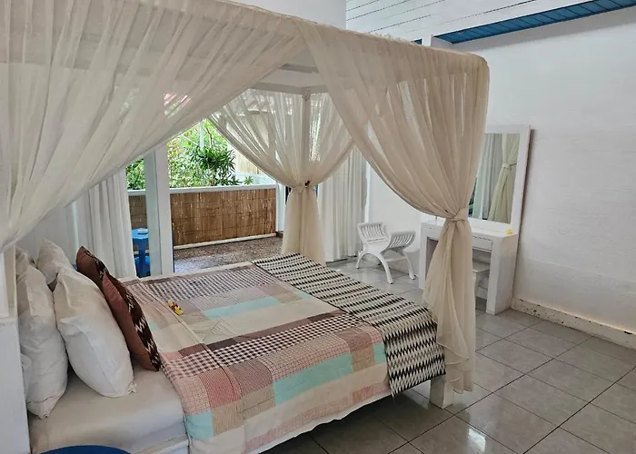 Waru Villa