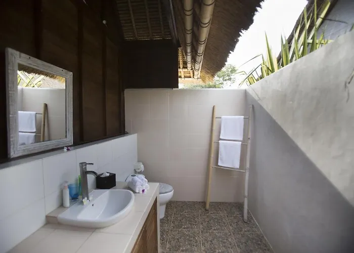 Waru Villa