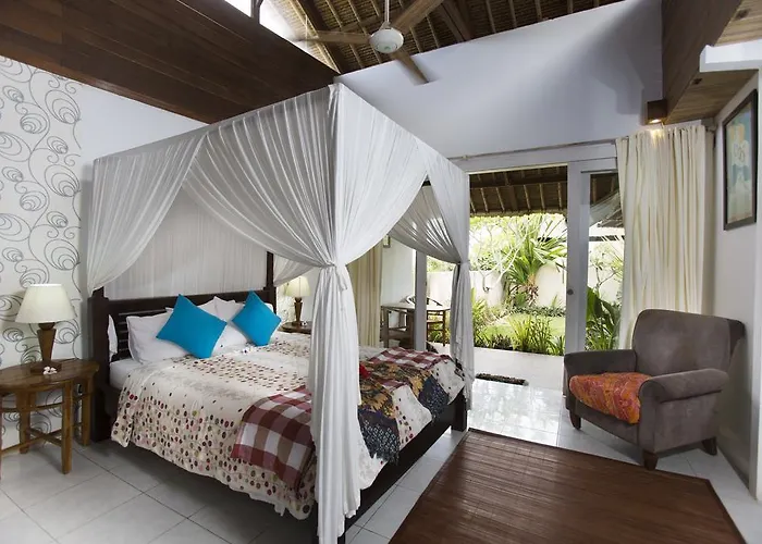 Villa Waru