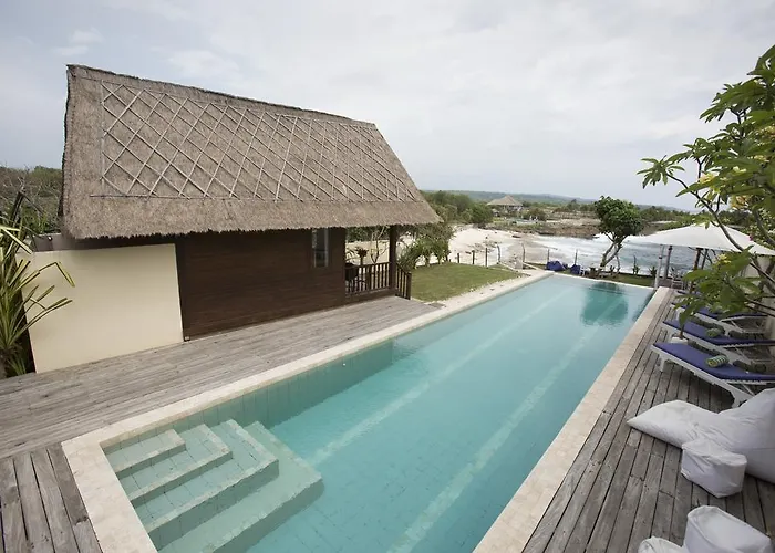 Villa Waru *